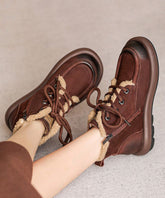 Braune Schnürstiefel aus Rindsleder mit flauschiger Wollfütterung